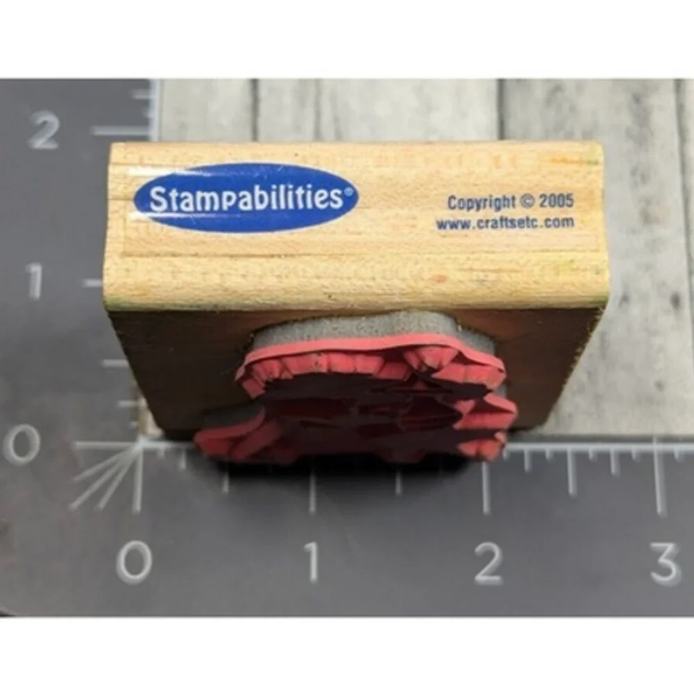 Stampendous Smoochie Poochie F1135 Lady Dog 2005 Rubber Stamp Wood #i102